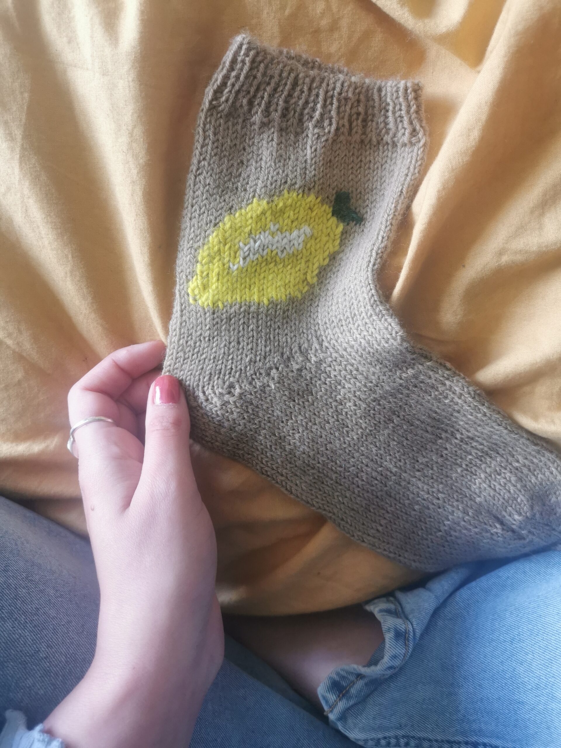 Easy peasy lemon socks strikkeopskrift