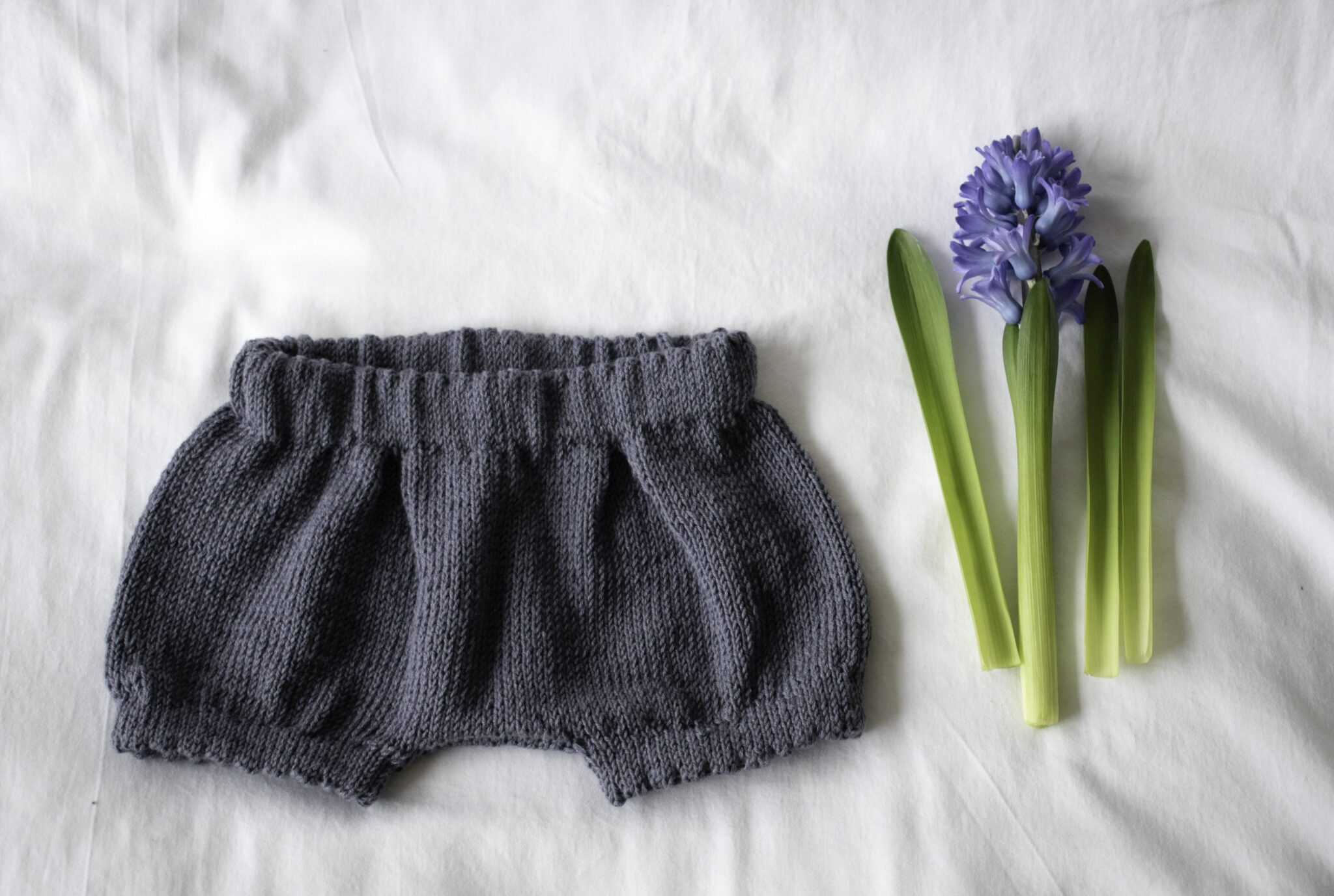 Nolas Bloomers Dansk strikkeopskrift